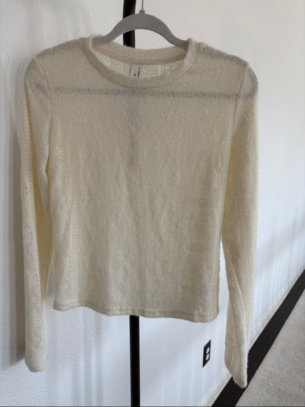Commense Long Sleeve Light Sweater NWT Size M